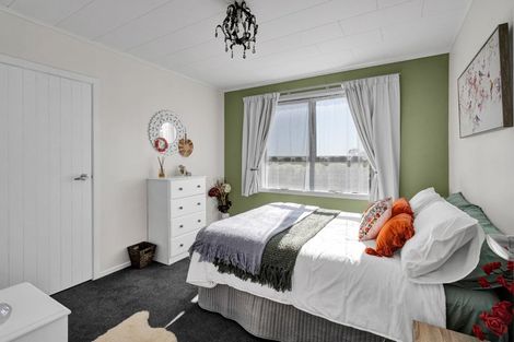 Photo of property in 23 Clifton Drive, Waitara, 4320