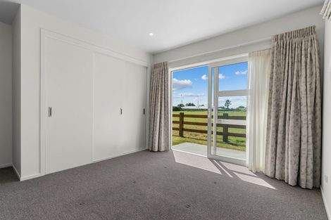 Photo of property in 1 Kermadec Crescent, Waipu, 0510