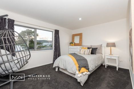 Photo of property in 15 Brentwood Street, Trentham, Upper Hutt, 5018