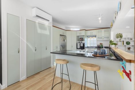 Photo of property in 45 Strathavon Road, Miramar, Wellington, 6022