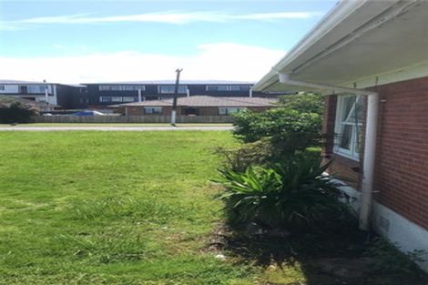 Photo of property in 17 Bowater Place, Manurewa, Auckland, 2102