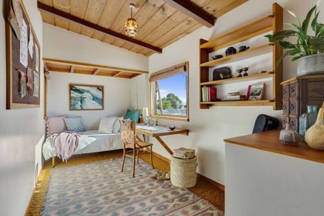 Photo of property in 37a Stanley Point Road, Stanley Point, Auckland, 0624