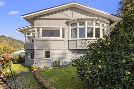 Photo of property in 48 Wellington Street, Nelson South, Nelson, 7010