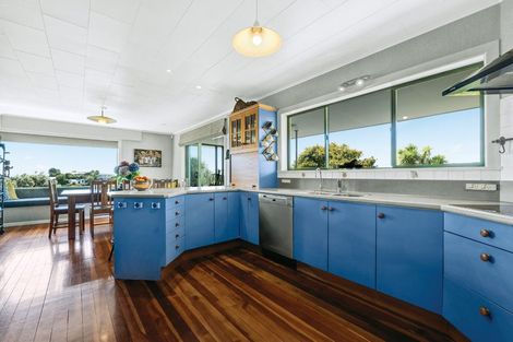 Photo of property in 24 Darwin Crescent, Spotswood, New Plymouth, 4310