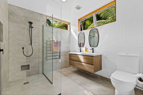 Photo of property in 190a Hutchinson Avenue, New Lynn, Auckland, 0600
