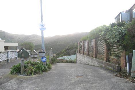 Photo of property in 6 Gavaskar Place, Khandallah, Wellington, 6035