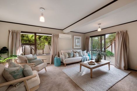 Photo of property in 245 Papamoa Beach Road, Papamoa Beach, Papamoa, 3118