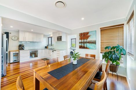 Photo of property in 68 Andrew Road, Howick, Auckland, 2010