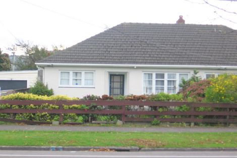 Photo of property in 355 Waiwhetu Road, Fairfield, Lower Hutt, 5011