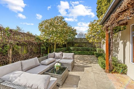 Photo of property in 2/151 Idris Road, Strowan, Christchurch, 8052