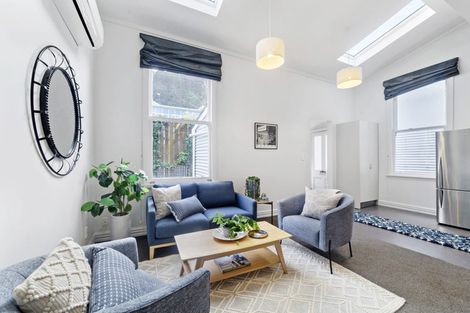 Photo of property in 142 Tinakori Road, Thorndon, Wellington, 6011