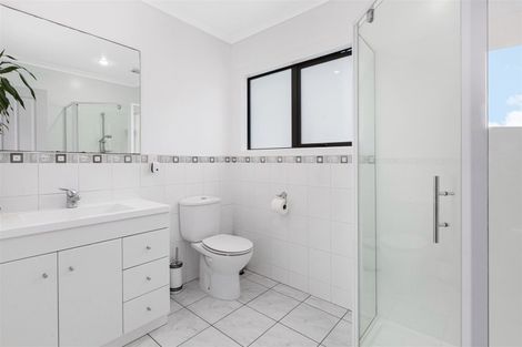 Photo of property in 5 Dusky Crescent, Aotea, Porirua, 5024