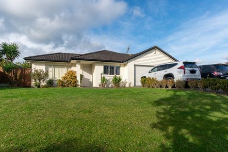 Photo of property in 19 Foxlaw Street, Randwick Park, Auckland, 2105