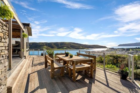 Photo of property in 62 Kiriwai Road, Paremata, Porirua, 5024