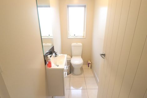 Photo of property in 15 Bonny Crescent, Massey, Auckland, 0614