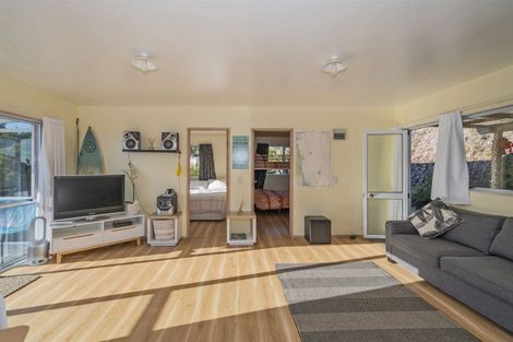 Photo of property in 33 Windsor Drive, Tairua, 3508