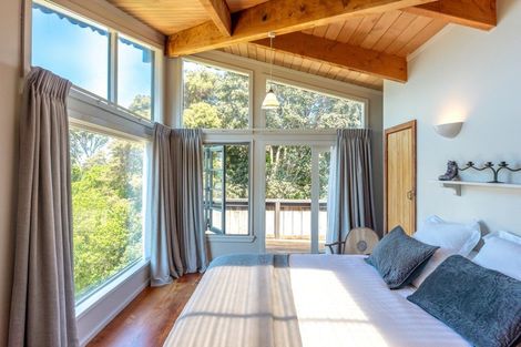 Photo of property in 3 Makora Avenue, Oneroa, Waiheke Island, 1081