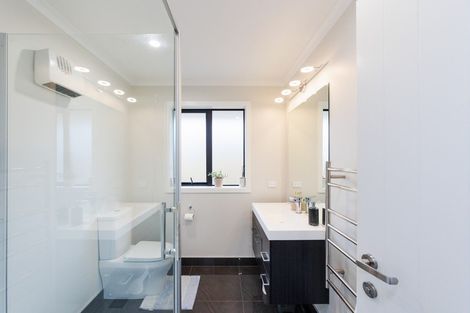 Photo of property in 6 Varsity Heights, Fitzherbert, Palmerston North, 4410