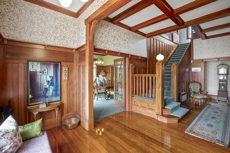 Photo of property in 33 Cameron Street, New Plymouth, 4310