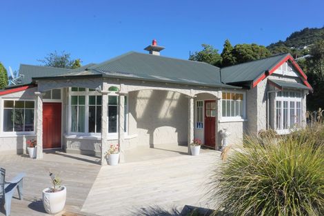 Photo of property in 20 Adderley Terrace, Ravensbourne, Dunedin, 9022