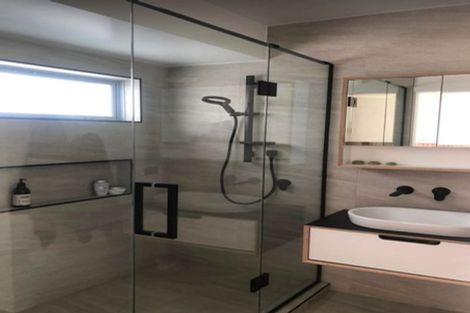 Photo of property in 2/8 Cecil Road, Milford, Auckland, 0620