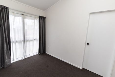 Photo of property in 11 Nalanda Crescent, Broadmeadows, Wellington, 6035
