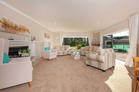 Photo of property in 68 Porterfield Road, Whitford, Howick, 2571