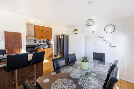 Photo of property in 510 Featherston Street, Roslyn, Palmerston North, 4414