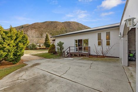 Photo of property in 18 Bowen Street, Kurow, 9435