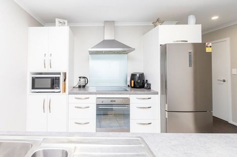 Photo of property in 8 Anna Jean Crescent, Flagstaff, Hamilton, 3210