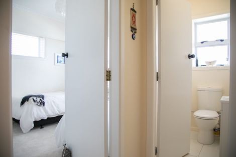 Photo of property in 25 Robinson Road, Whitianga, 3510