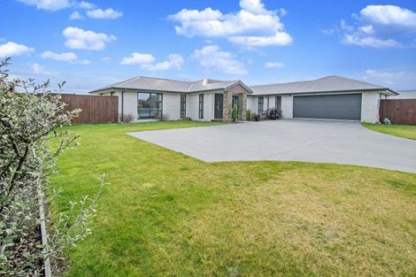 Photo of property in 16 Bellbird Place, Rolleston, 7614