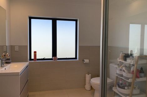 Photo of property in 66 Whenuapai Drive, Whenuapai, Auckland, 0618