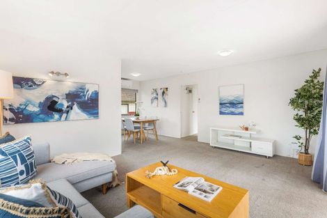 Photo of property in 1/12 Melleray Place, Randwick Park, Auckland, 2105