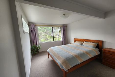 Photo of property in 132 Wadestown Road, Wadestown, Wellington, 6012