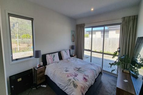 Photo of property in 17 Regent Street, Lower Shotover, Queenstown, 9304