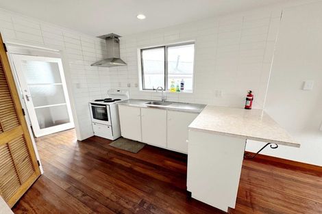 Photo of property in 38 Newham Place, Henderson, Auckland, 0612