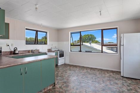 Photo of property in 97 College Road, Edgecumbe, 3120