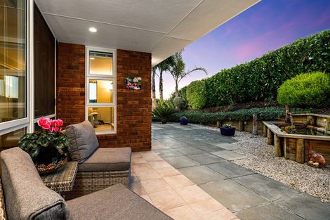Photo of property in 10 John Andrew Drive, Warkworth, 0910