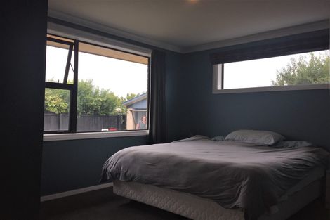 Photo of property in 87 Farquhars Road, Redwood, Christchurch, 8051