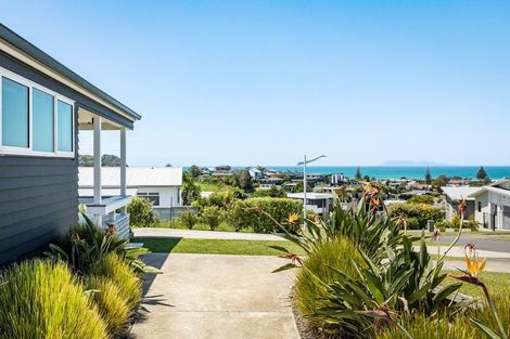Photo of property in 26 Tohora View, Waihi Beach, 3611