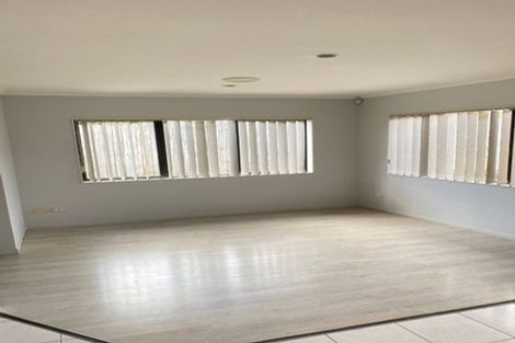 Photo of property in 22 Andrusha Place, Flat Bush, Auckland, 2019