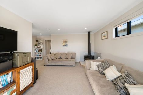 Photo of property in 8 Hargest Crescent, Saint Kilda, Dunedin, 9012