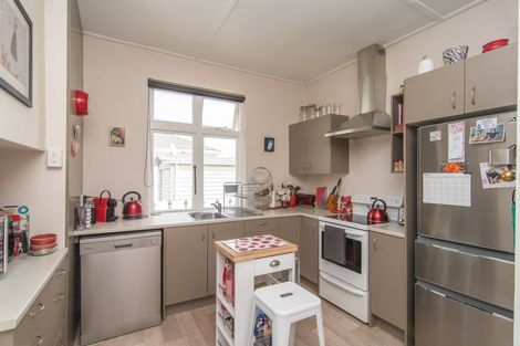 Photo of property in 15 Saint George Street, Watlington, Timaru, 7910