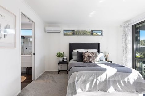 Photo of property in 298 Lakes Boulevard, Pyes Pa, Tauranga, 3112