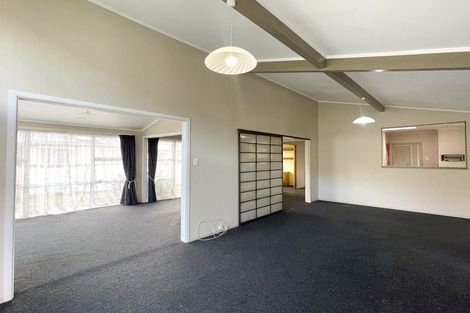 Photo of property in 14 Ongo Road, Hunterville, 4730