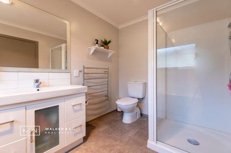Photo of property in 7 Percy Kinsman Crescent, Riverstone Terraces, Upper Hutt, 5018