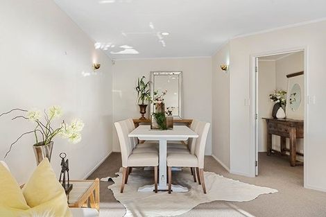 Photo of property in 110 Clovelly Road, Bucklands Beach, Auckland, 2012