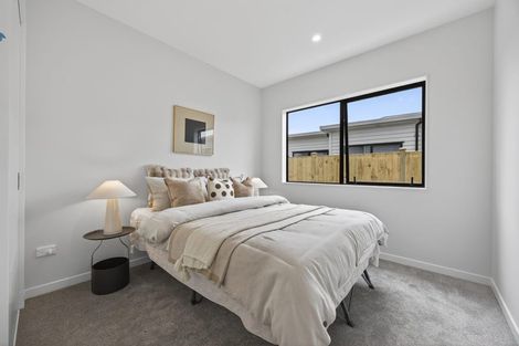 Photo of property in 12 Piko Road, Opaheke, 2113