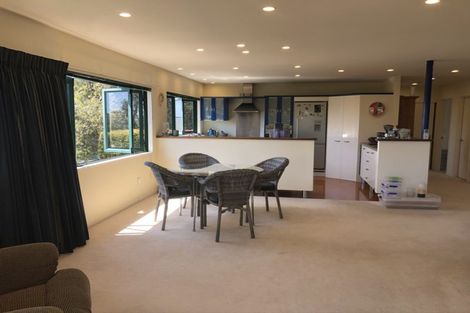 Photo of property in 1/32 Tui Glen Road, Birkenhead, Auckland, 0626